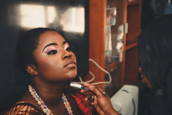 The Ultimate Guide to Styling Chic Lace Tops for an Unforgettable Night Out in Soho!